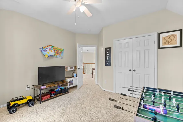 $3,900 | 27 East Artist Grove Circle, The Woodlands, TX 77382