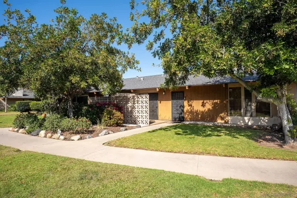 $479,000 | 513 Shady Lane, Unit B, El Cajon, CA 92021