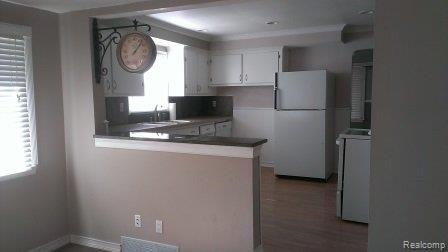 2645 Hessel Avenue Rochester, MI 48307 - Photo 10 of 27 zpfile006.jpg