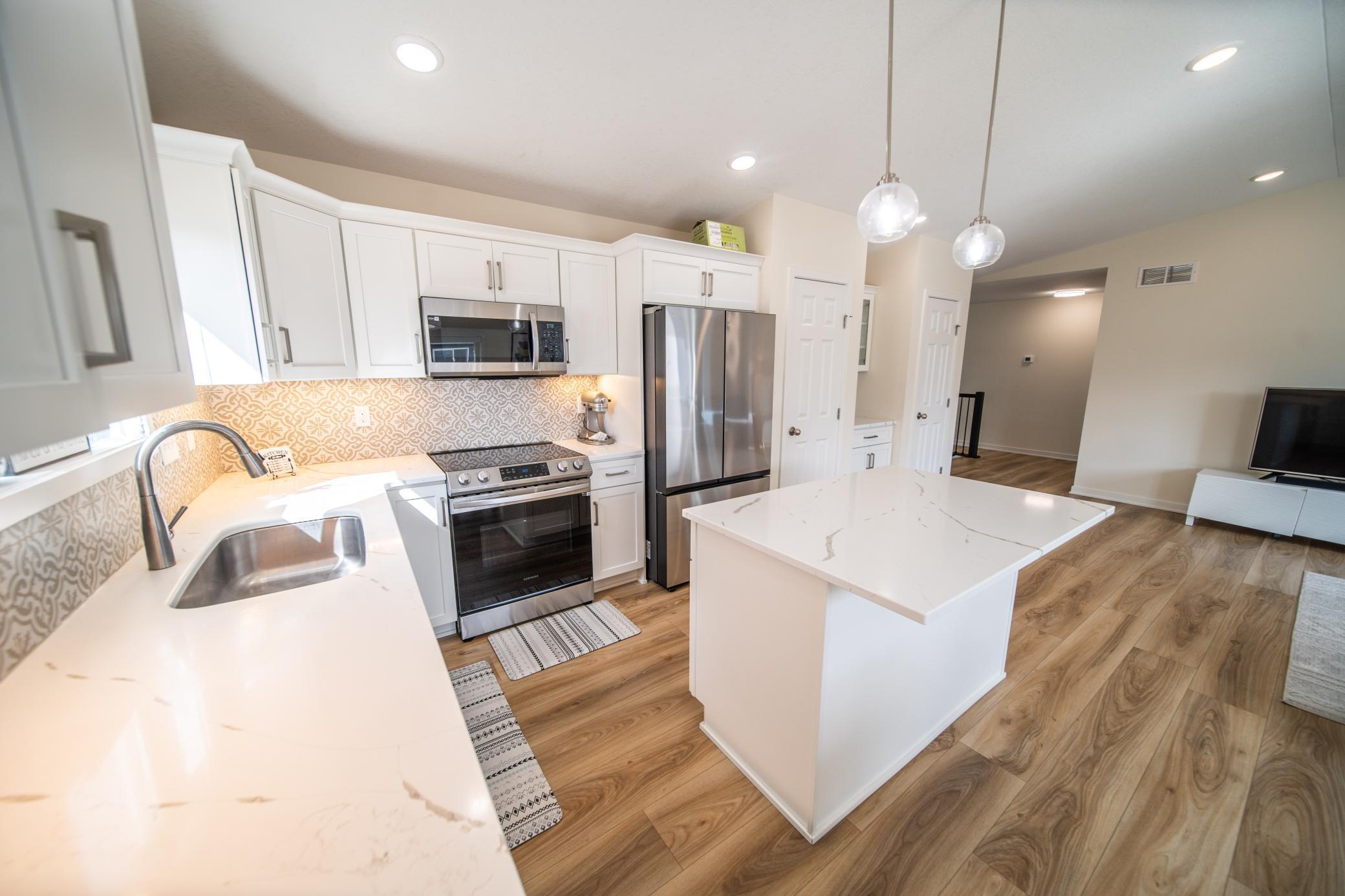 6138 Sandstone Street Northwest Rochester, MN 55901 - Photo 14 of 57