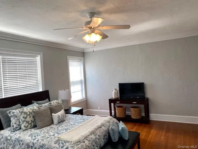 $2,850 | 1240 West Broadway, Unit K, Hewlett, NY 11557