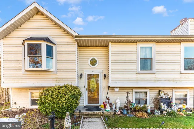 a view of a house with outdoor space