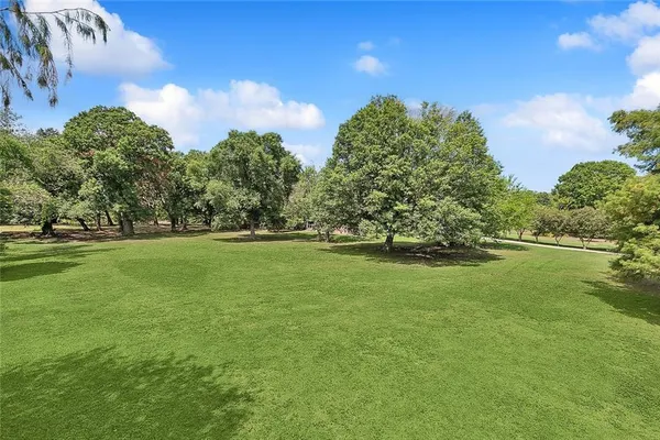 $899,000 | 115 Cambridge Drive, Belle Chasse, LA 70037