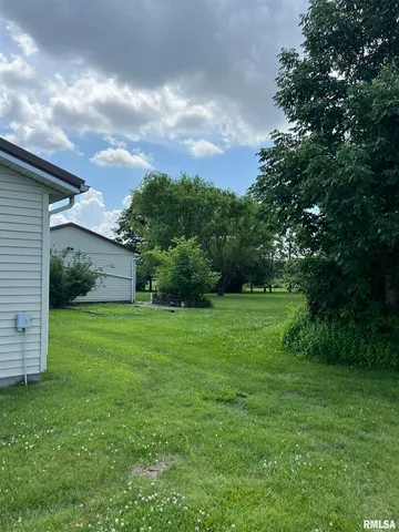 $120,000 | 1251 Highway 37, Kell, IL 62853