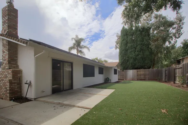 $2,800 | 423 El Dorado Drive, Woodland, CA 95695