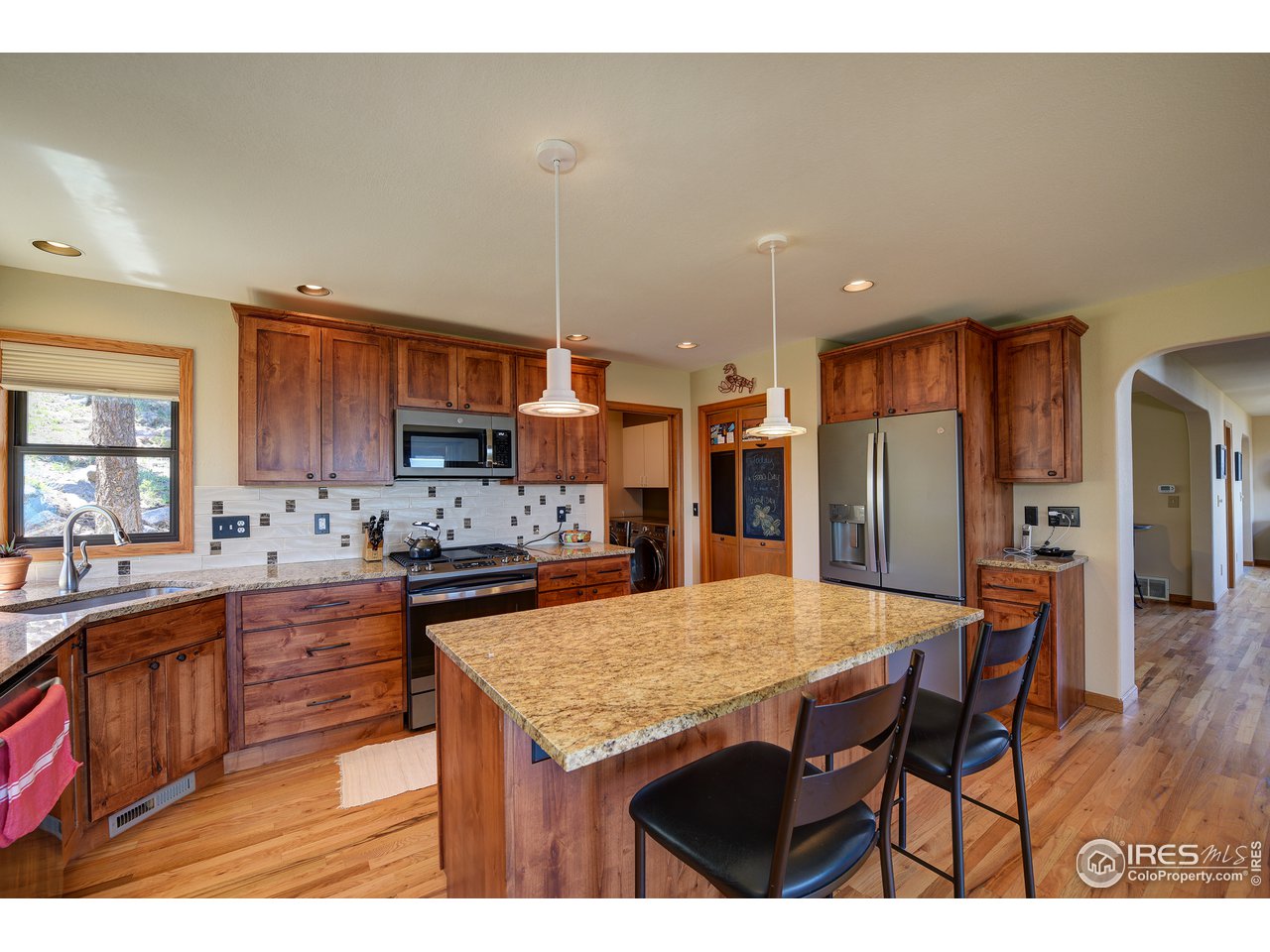 84 Canon View Road Boulder, CO 80302 - Photo 5 of 40