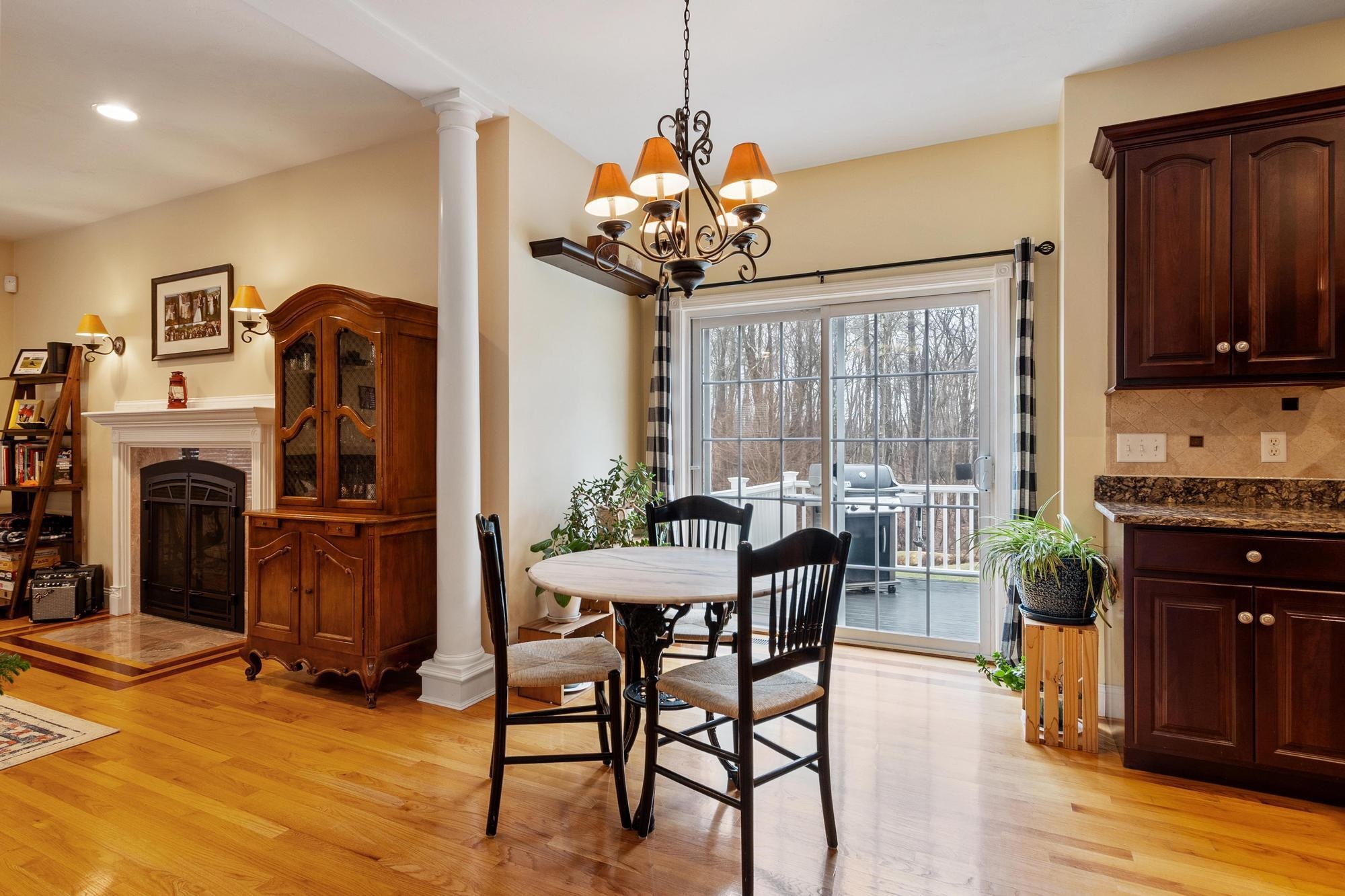21 Edinburgh Road Windham, NH 03087 - Photo 7 of 40 Gallery Image 7