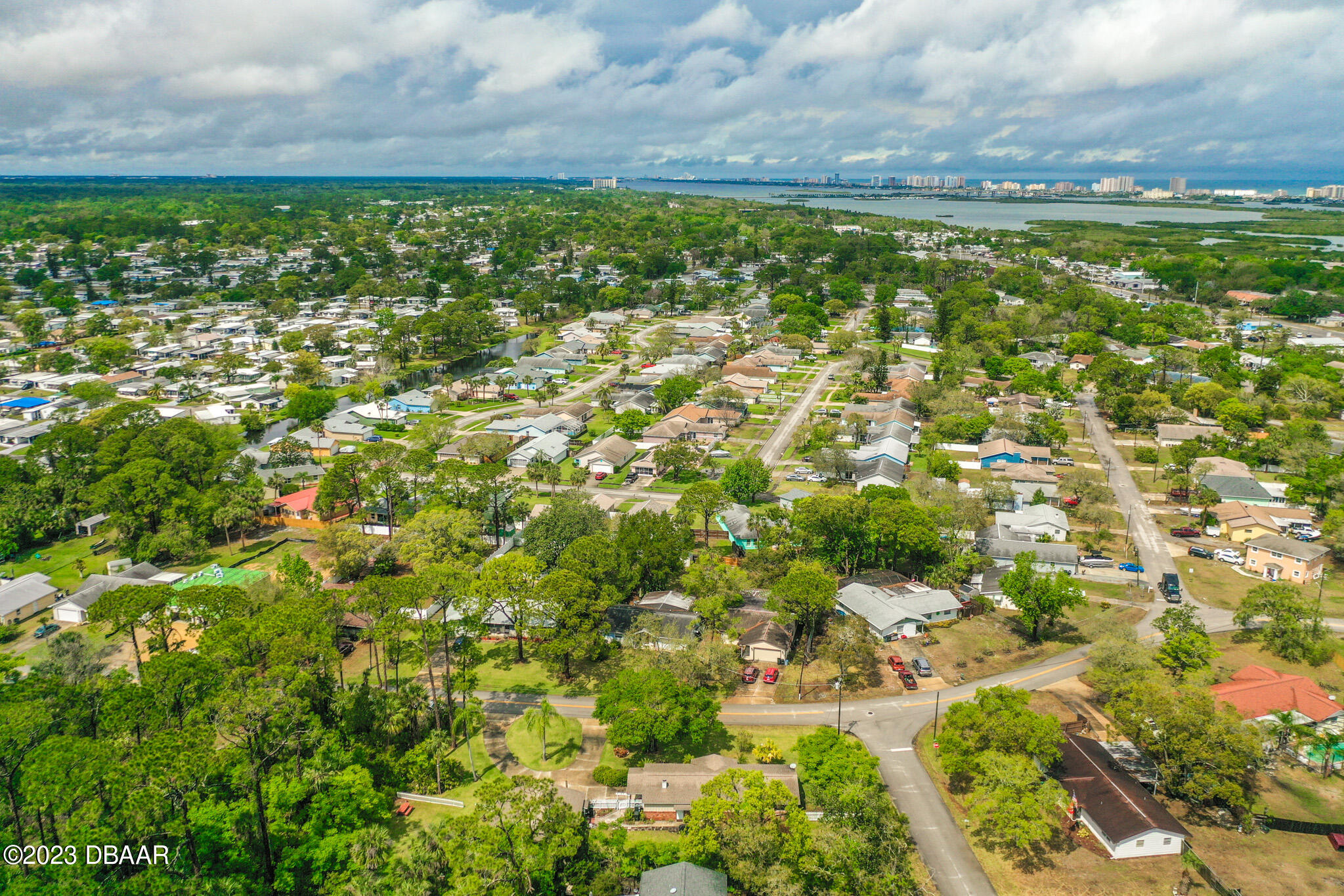 201 Farmbrook Road Port Orange, FL 32127 - Photo 16 of 59 201FarmbrookRd-20