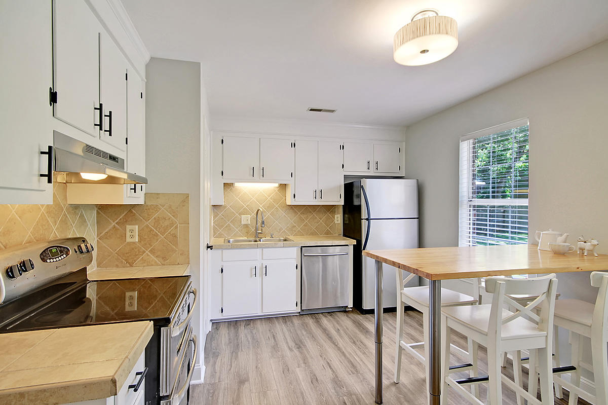 1141 Rembert Road Charleston, SC 29412 - Photo 5 of 36 CREM_1141 Rembert_024