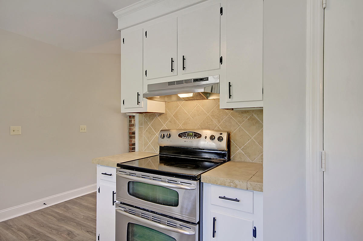 1141 Rembert Road Charleston, SC 29412 - Photo 7 of 36 CREM_1141 Rembert_021