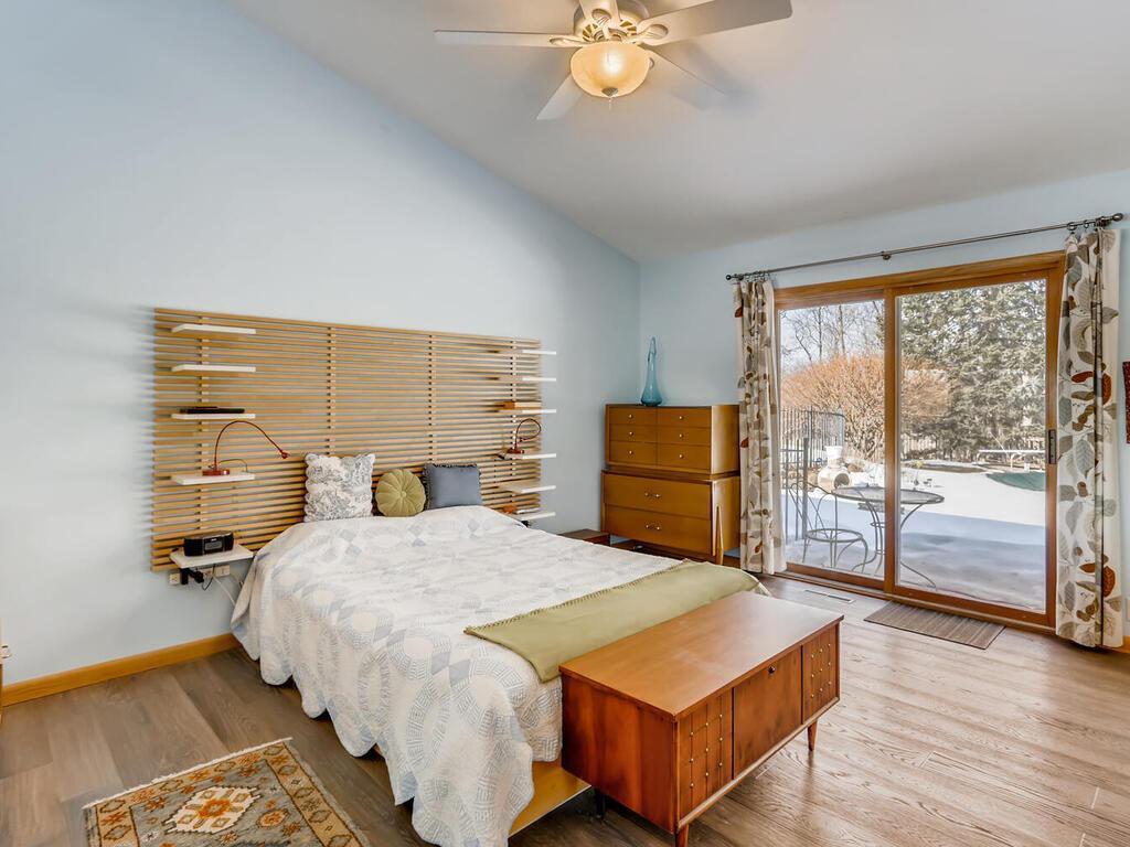 15657 Woodgate Road South Minnetonka, MN 55345 - Photo 13 of 34