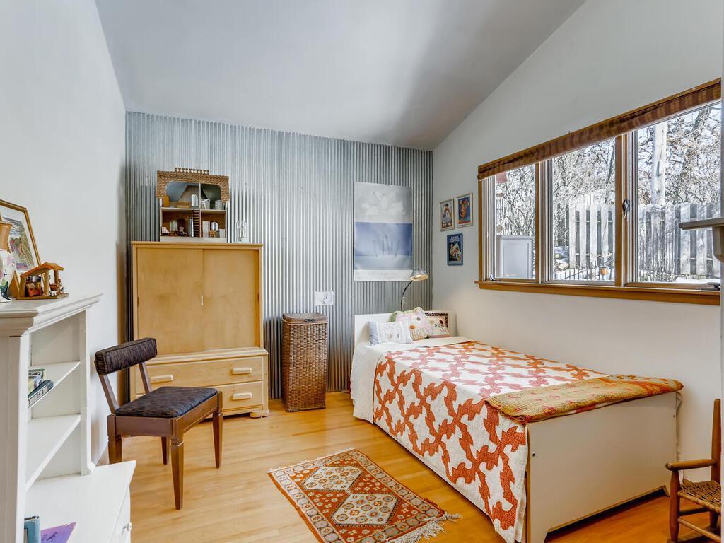 15657 Woodgate Road South Minnetonka, MN 55345 - Photo 16 of 34