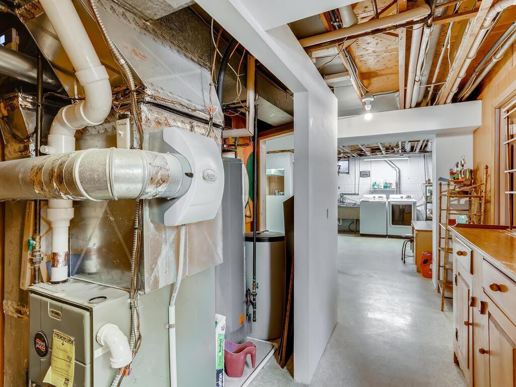 15657 Woodgate Road South Minnetonka, MN 55345 - Photo 23 of 34