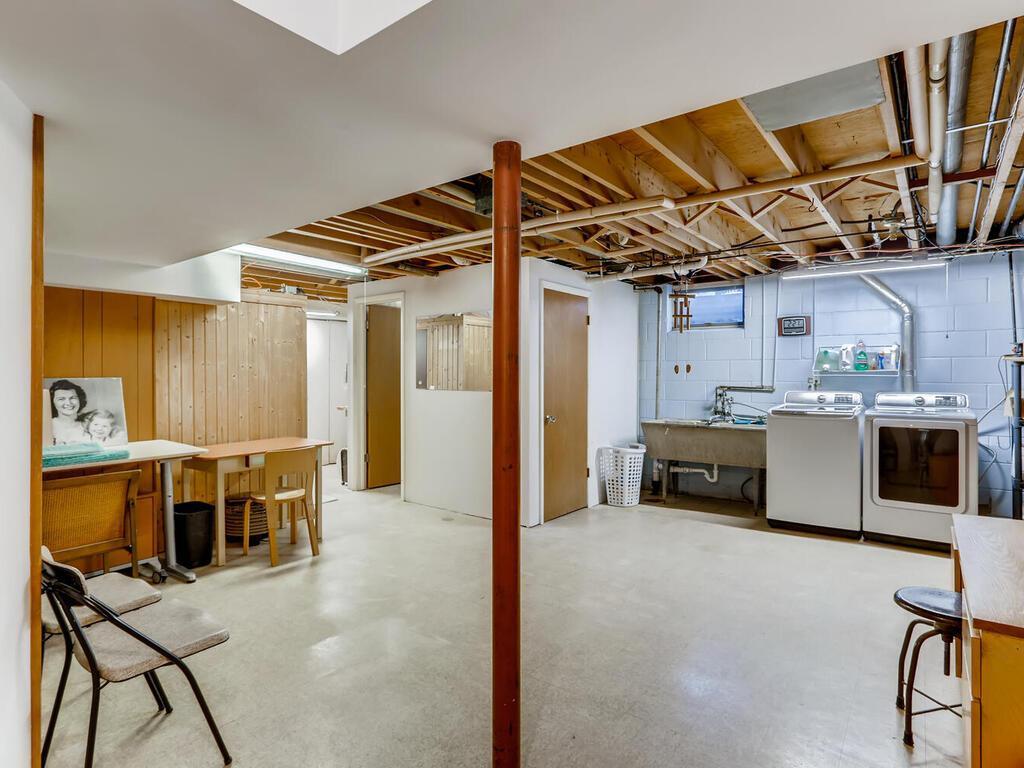 15657 Woodgate Road South Minnetonka, MN 55345 - Photo 24 of 34