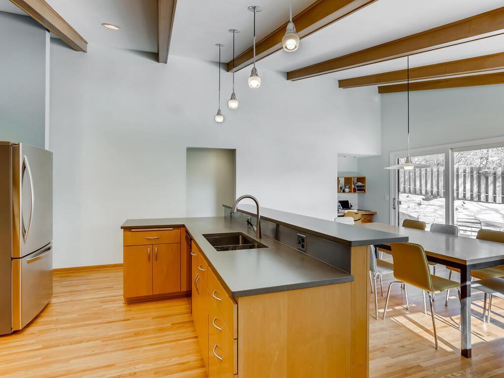 15657 Woodgate Road South Minnetonka, MN 55345 - Photo 3 of 34