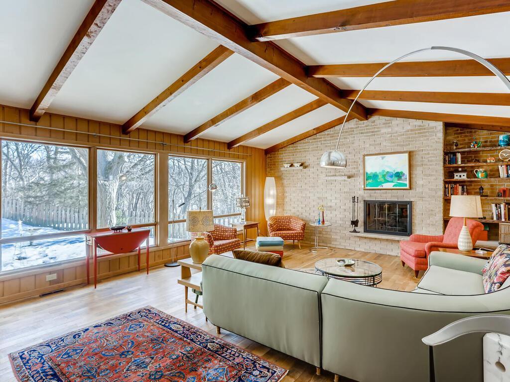 15657 Woodgate Road South Minnetonka, MN 55345 - Photo 10 of 34