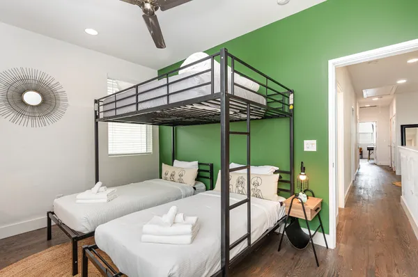 $3,995 | 115 A Elmhurst Avenue, Nashville, TN 37207