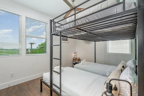 $3,995 | 115 A Elmhurst Avenue, Nashville, TN 37207