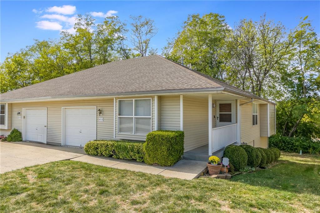 4718 Ridgeway Avenue Kansas City, MO 64133 - Photo 1 of 1