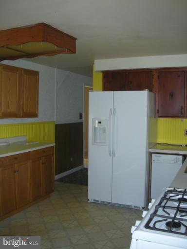 8531 Neck Road Williamsport, MD 21795 - Photo 17 of 30 Kitchen