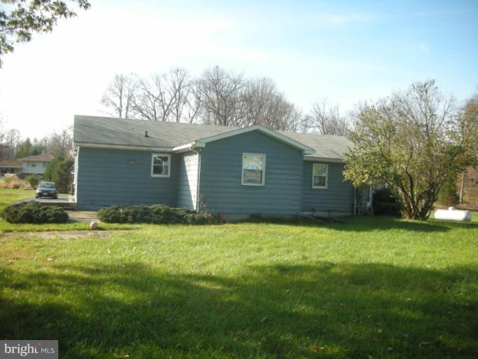 8531 Neck Road Williamsport, MD 21795 - Photo 9 of 30 Exterior (Rear)