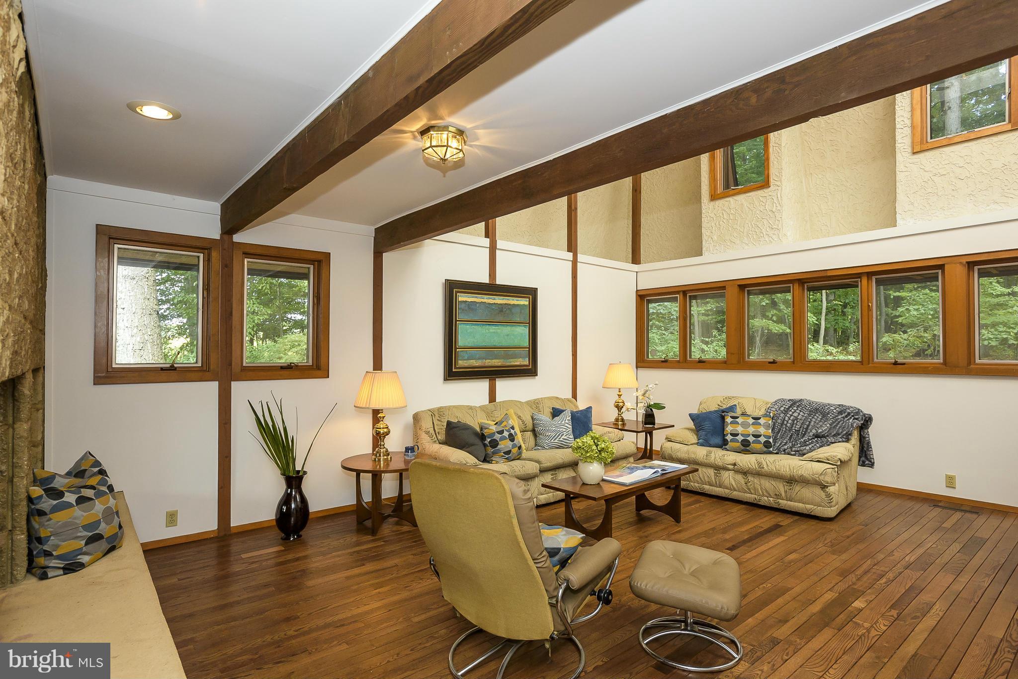 2180 Duvall Road Woodbine, MD 21797 - Photo 3 of 30 Living Room