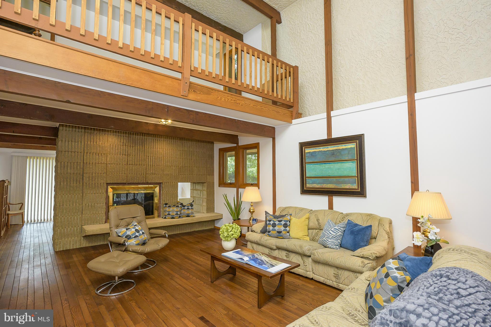 2180 Duvall Road Woodbine, MD 21797 - Photo 4 of 30 Living Room