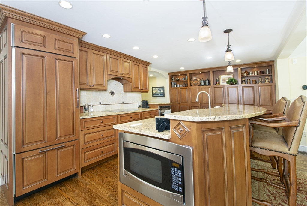 93 Winfield Road Holden, MA 01520 - Photo 6 of 40 Gallery Image 6