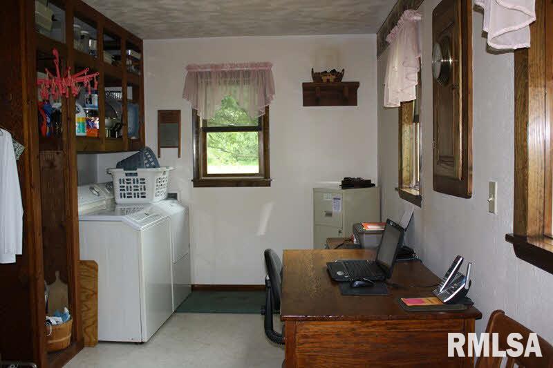 8103 Forbes Road Kinmundy, IL 62854 - Photo 15 of 23