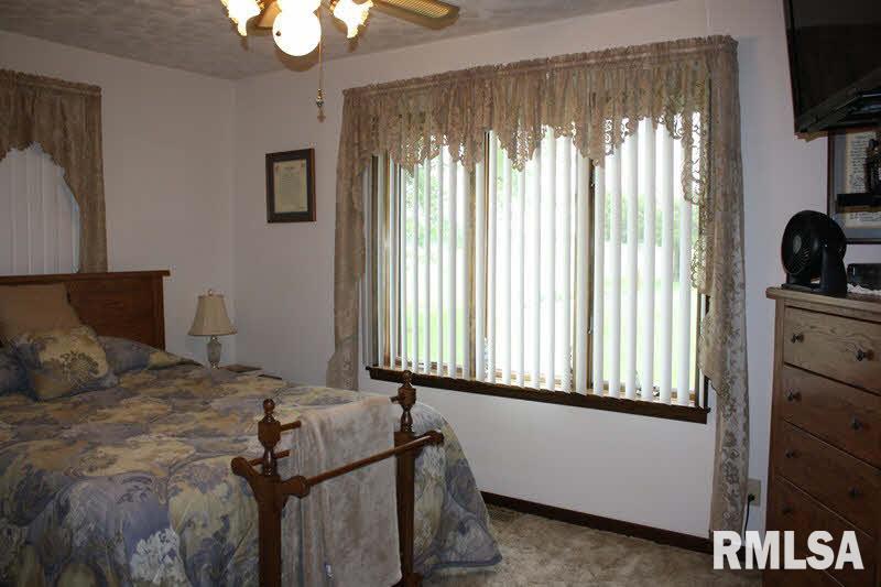 8103 Forbes Road Kinmundy, IL 62854 - Photo 9 of 23
