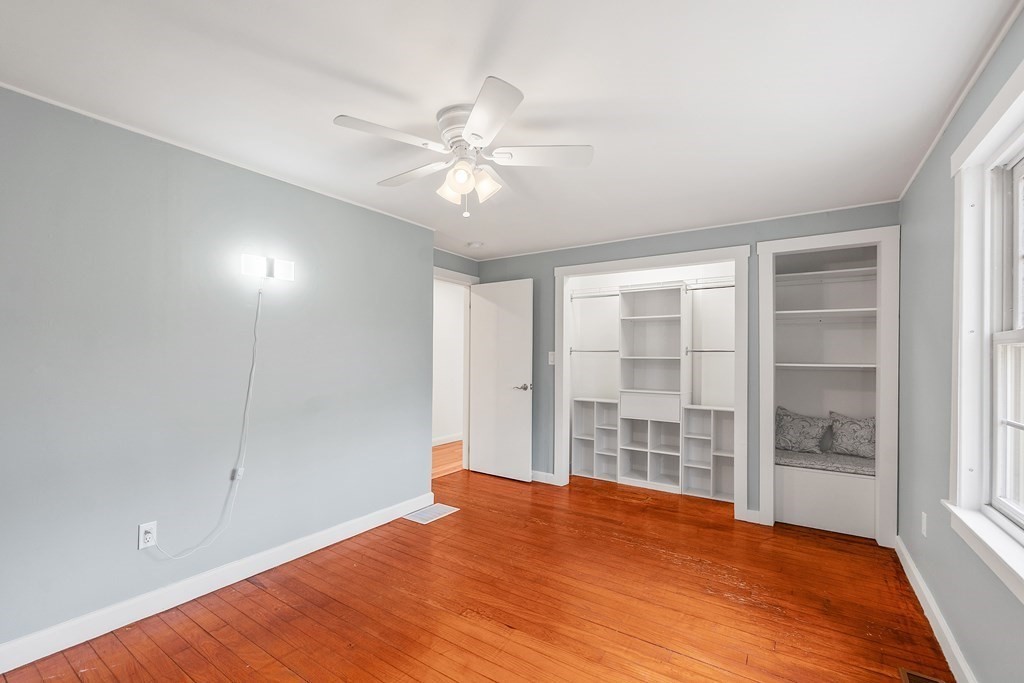 43 Horse Pond Road Shirley, MA 01464 - Photo 12 of 41