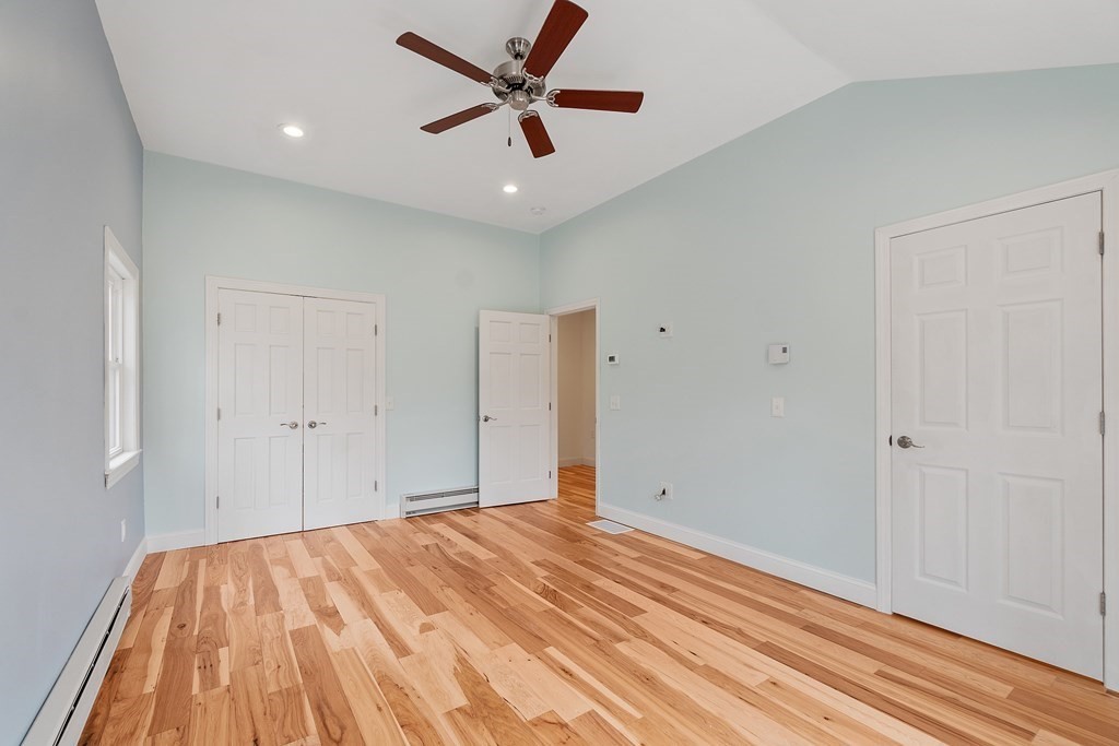 43 Horse Pond Road Shirley, MA 01464 - Photo 18 of 41