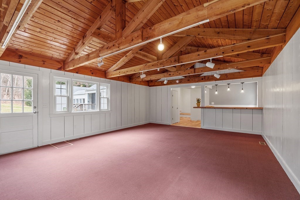 43 Horse Pond Road Shirley, MA 01464 - Photo 24 of 41