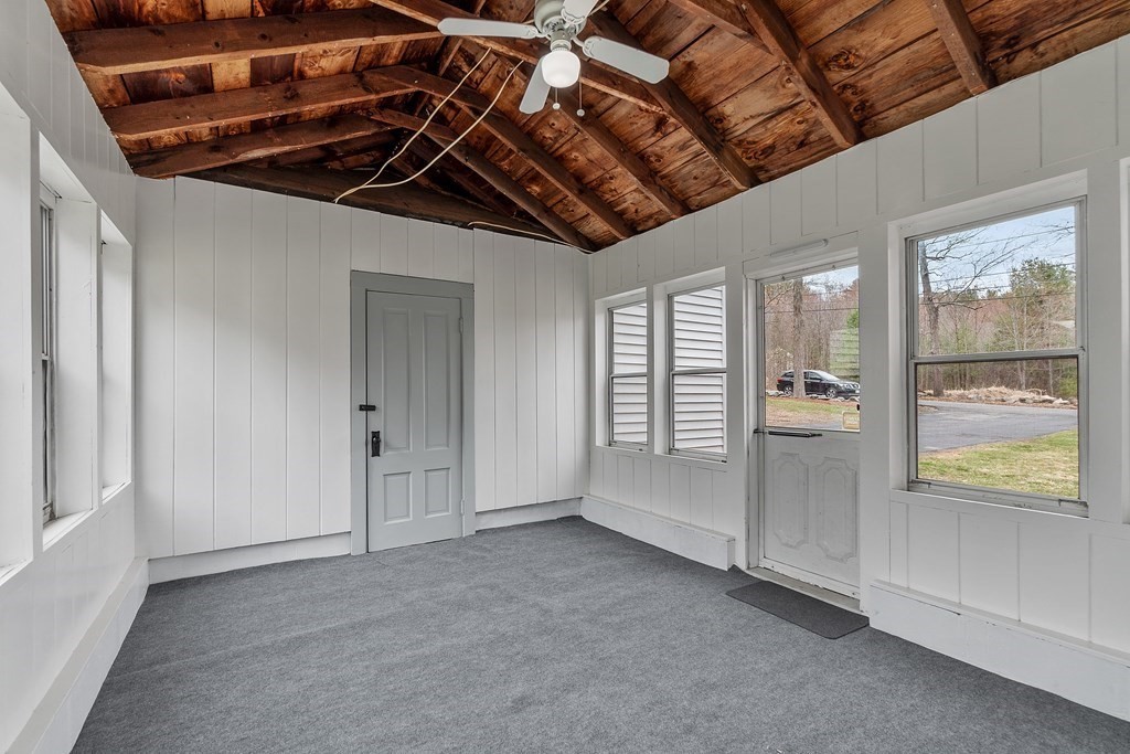 43 Horse Pond Road Shirley, MA 01464 - Photo 33 of 41