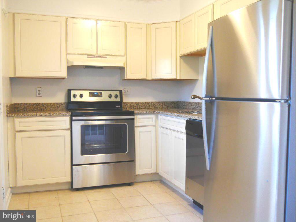 3807 Delano Street Silver Spring, MD 20902 - Photo 8 of 25 Kitchen