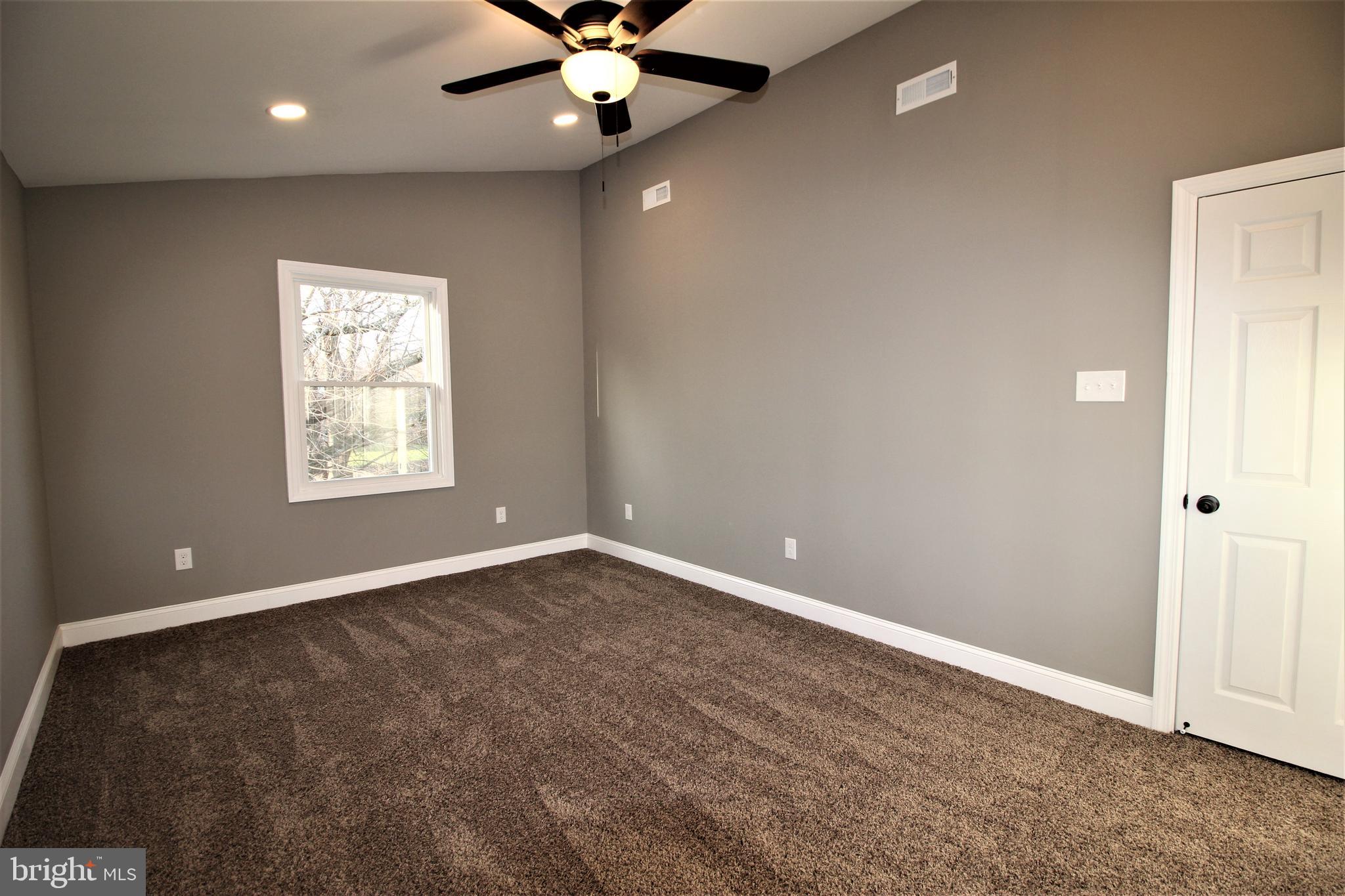 548 Kansas Road Warrington, PA 18976 - Photo 32 of 36 Gallery Image 32