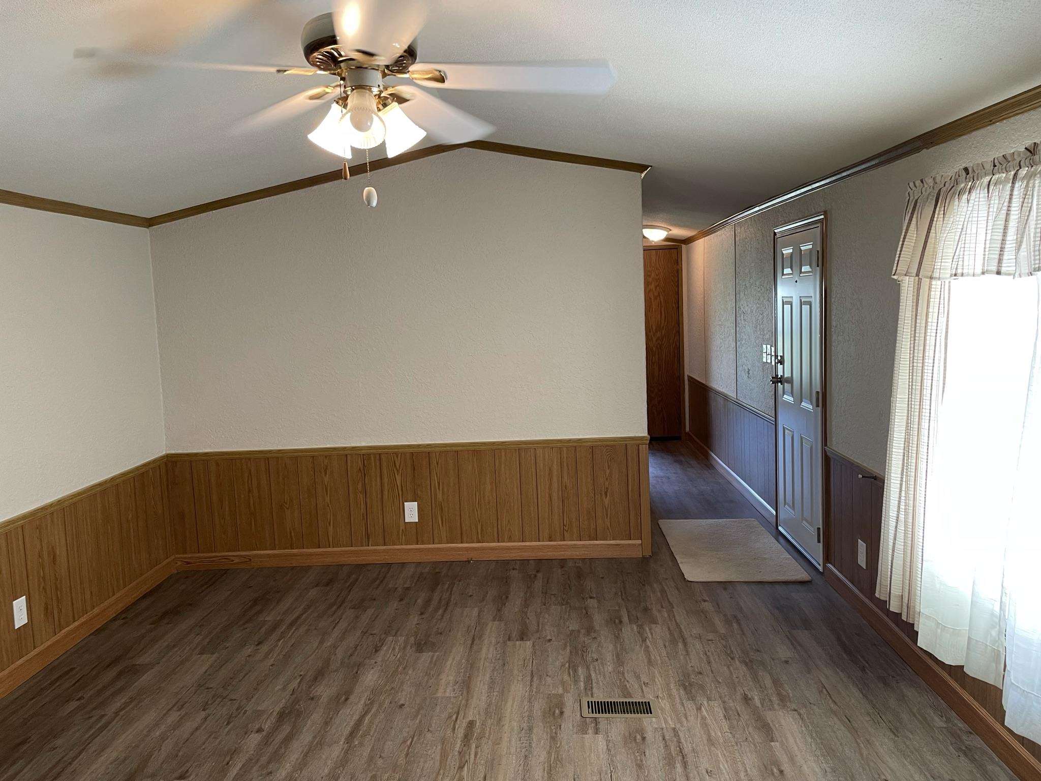 8431 West N County Line Road Churubusco, IN 46723 - Photo 5 of 25 Gallery Image 5