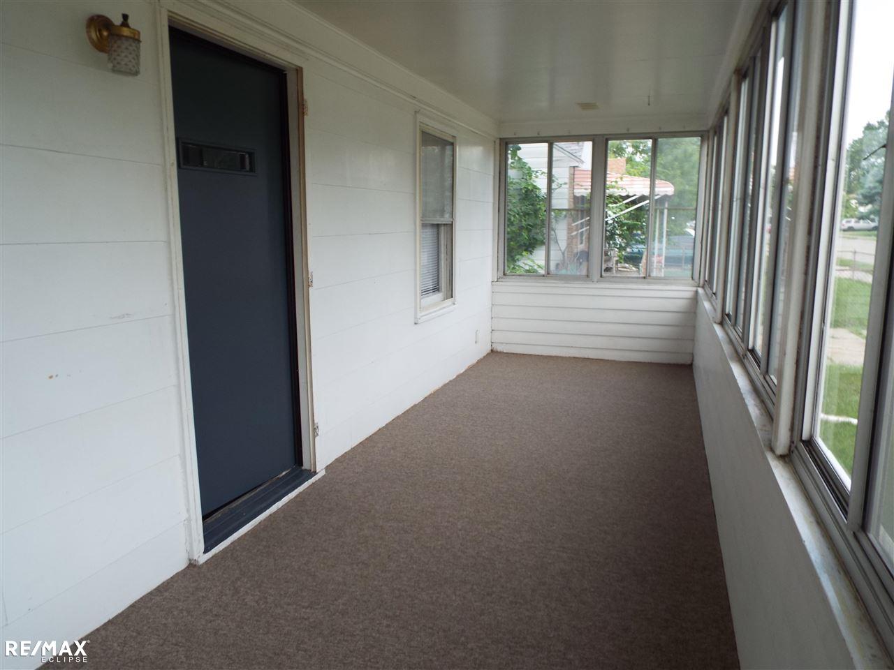 8276 Chapp Avenue Warren, MI 48089 - Photo 15 of 18 Enclosed front porch
