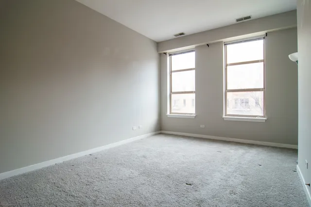 $1,975 | 1900 South State Street, Unit 203, Chicago, IL 60616