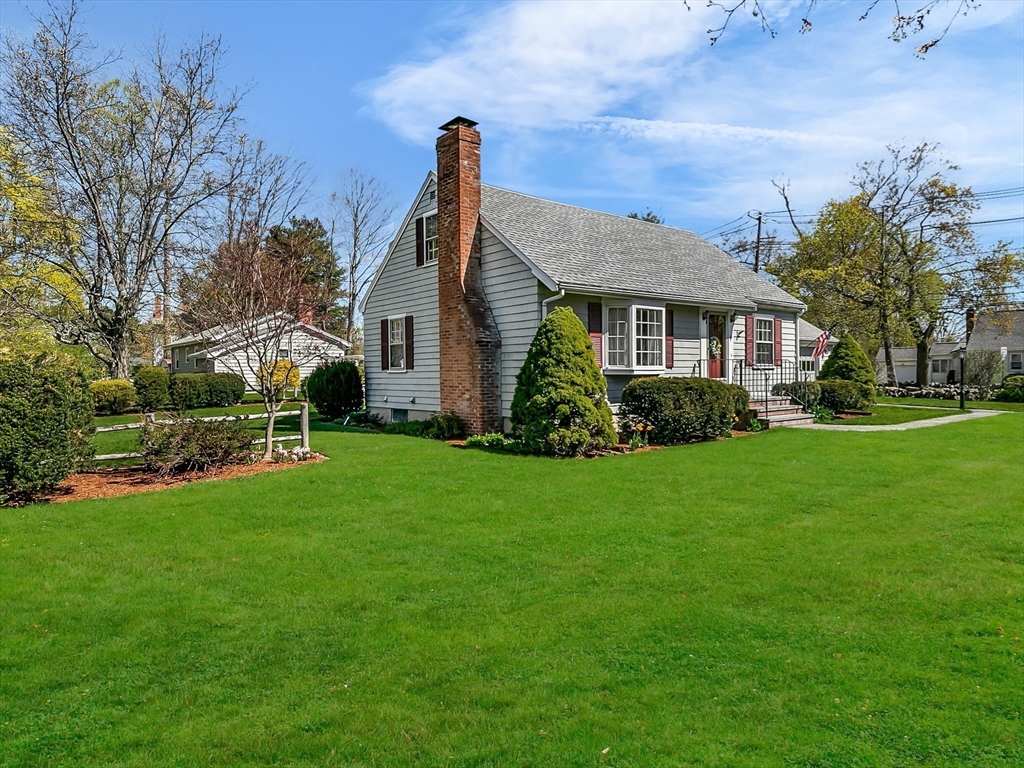 16 Mildred Road Danvers, MA 01923 - Photo 23 of 27