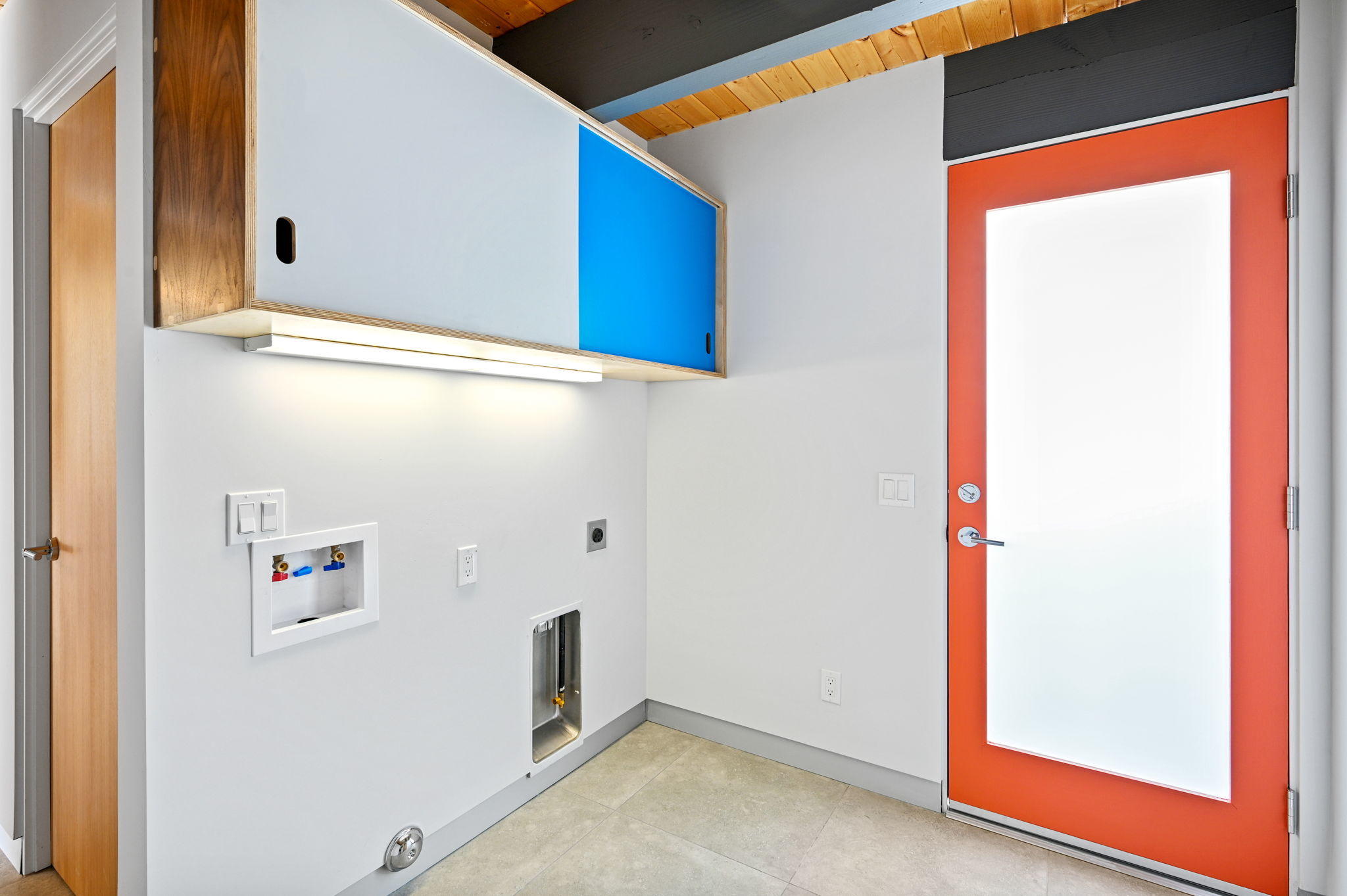 36668 Palm View Road Rancho Mirage, CA 92270 - Photo 31 of 49 a view of utility room