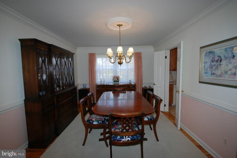6103 Roxbury Avenue Springfield, VA 22152 - Photo 12 of 26 Dining Room