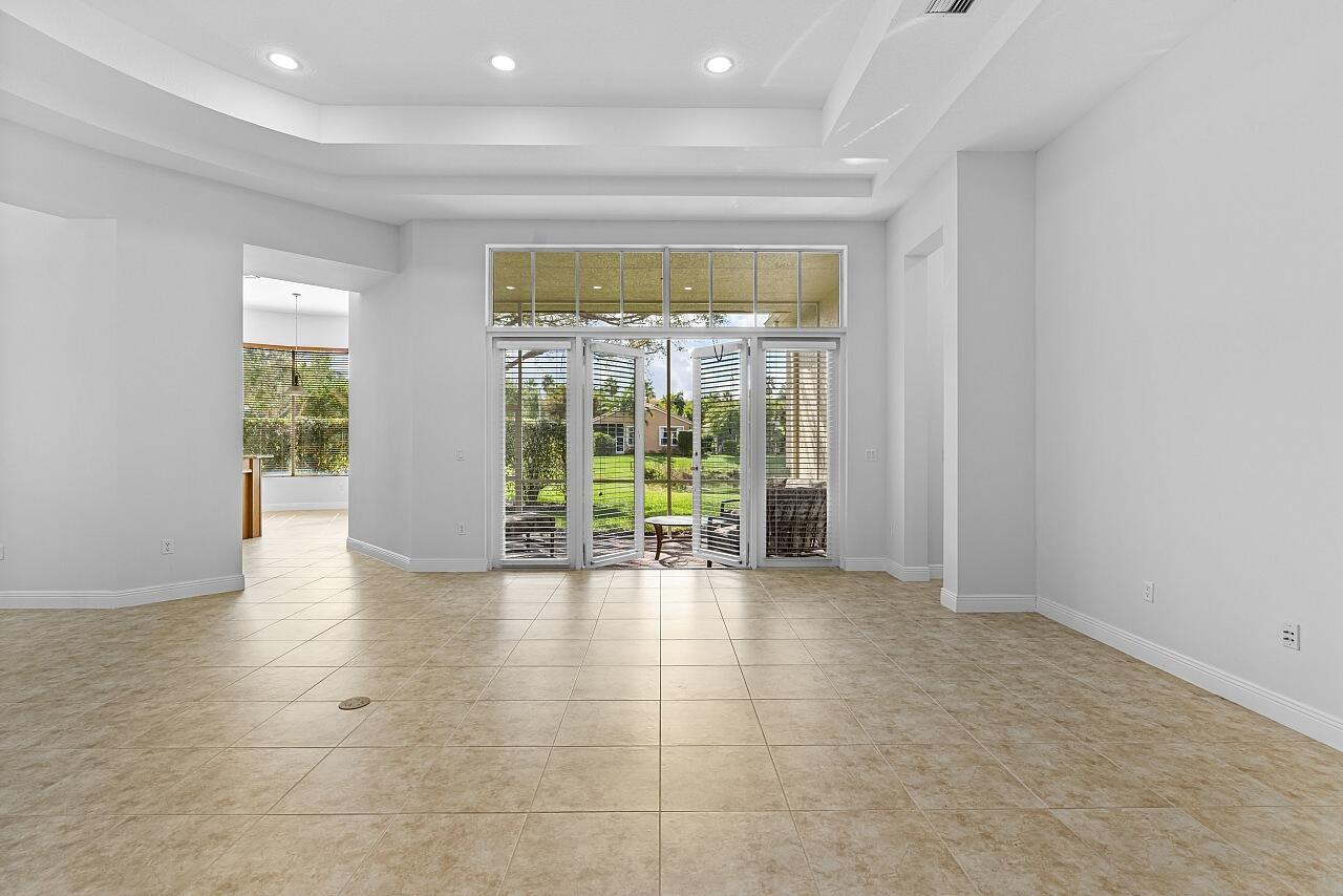 9724 Via Grandezza West Wellington, FL 33411 - Photo 15 of 56 9724-Via-Grandezza-W-HigMedia-015-1280