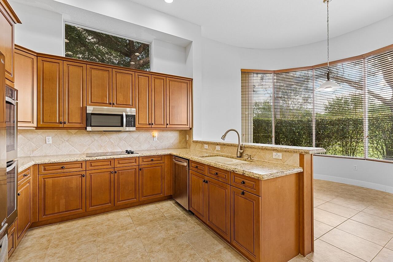 9724 Via Grandezza West Wellington, FL 33411 - Photo 23 of 56 9724-Via-Grandezza-W-HigMedia-023-1280