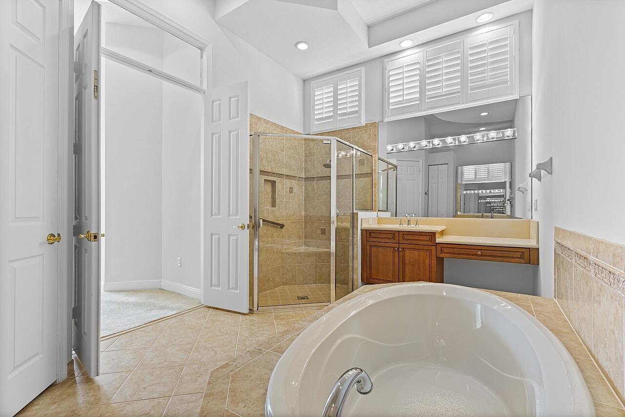 9724 Via Grandezza West Wellington, FL 33411 - Photo 35 of 56 9724-Via-Grandezza-W-HigMedia-035-1280