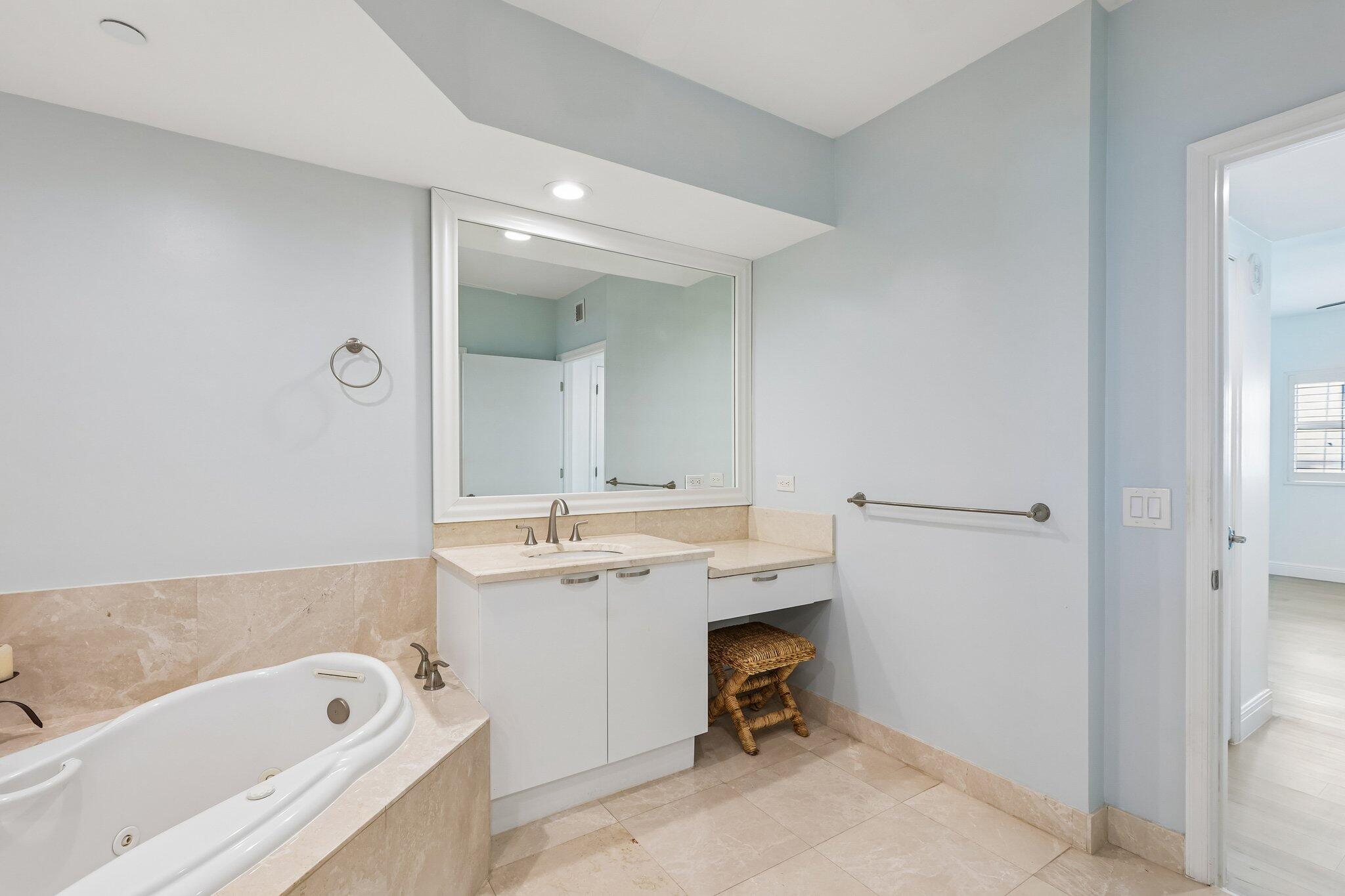 2650 Lake Shore Drive, Unit 1202 Riviera Beach, FL 33404 - Photo 22 of 51 34-web-or-mls-Lake Shore Dr 1202-S0705-0