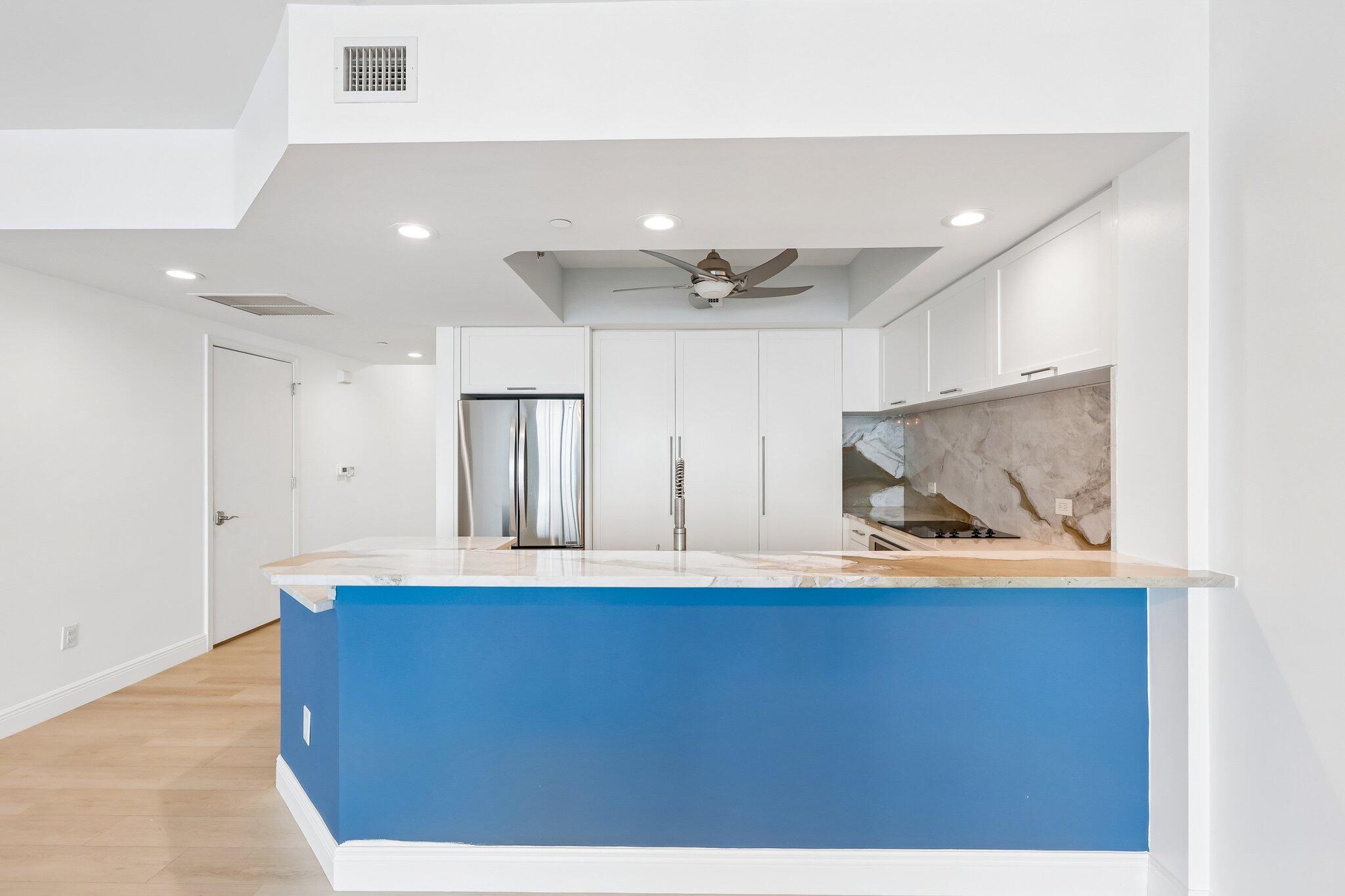 2650 Lake Shore Drive, Unit 1202 Riviera Beach, FL 33404 - Photo 5 of 51 11-web-or-mls-Lake Shore Dr 1202-S0705-0