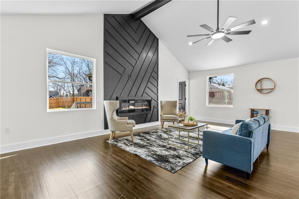 968 Bruce Circle Southeast Atlanta, GA 30316 - Photo 2 of 40 a living room with furniture and a window