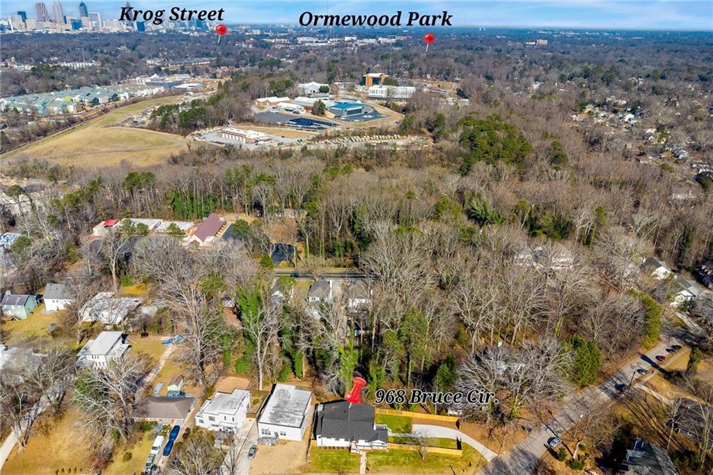 968 Bruce Circle Southeast Atlanta, GA 30316 - Photo 37 of 40 a view of a city
