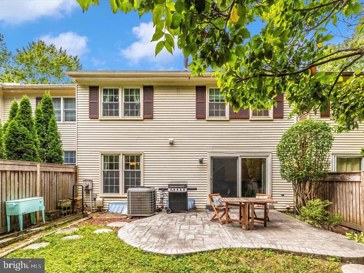 20105 Waringwood Way Gaithersburg, MD 20886 - Photo 29 of 39 a view of a house with backyard porch and sitting area